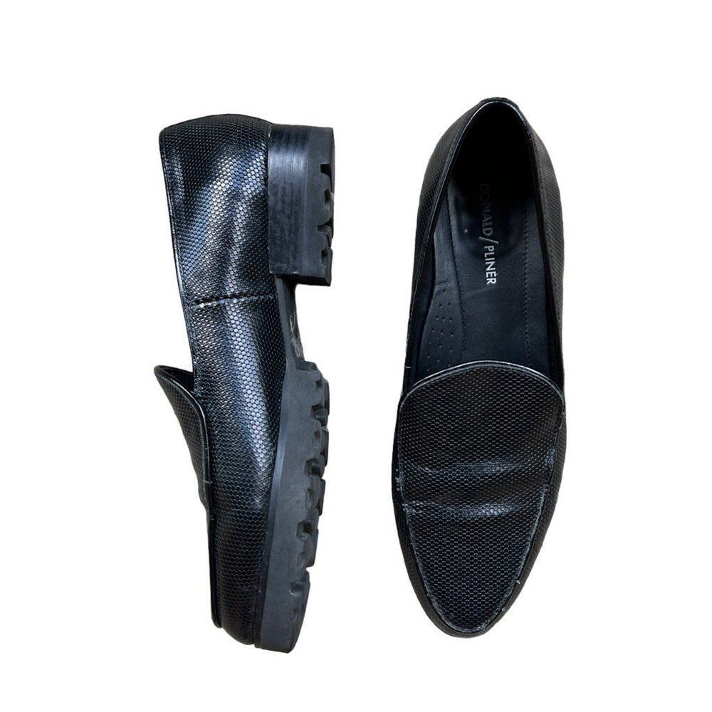 Donald Pliner Black Textured Heeled Oxford Chunky Loafer